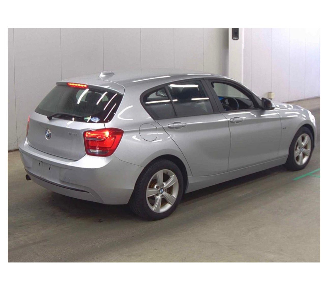 BMW 116i Sports - JP Motor Company Limited